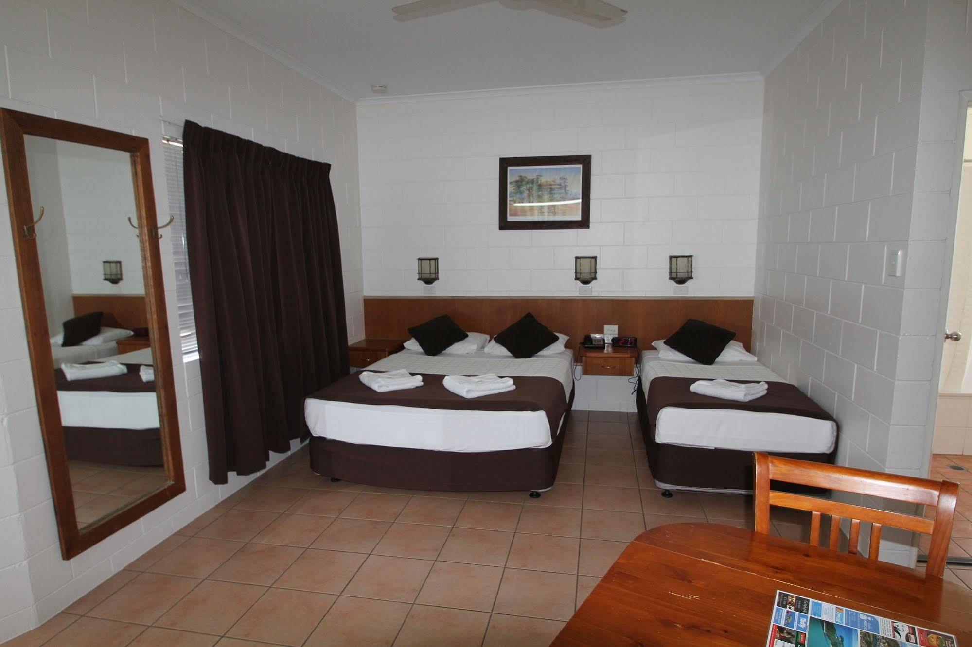 Colonial Rose Motel Townsville Exteriör bild